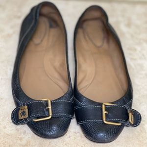 Chloe navy blue flats